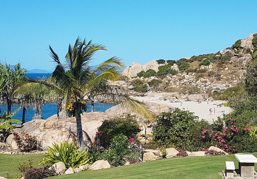 Grays Bay-博恩必去景点