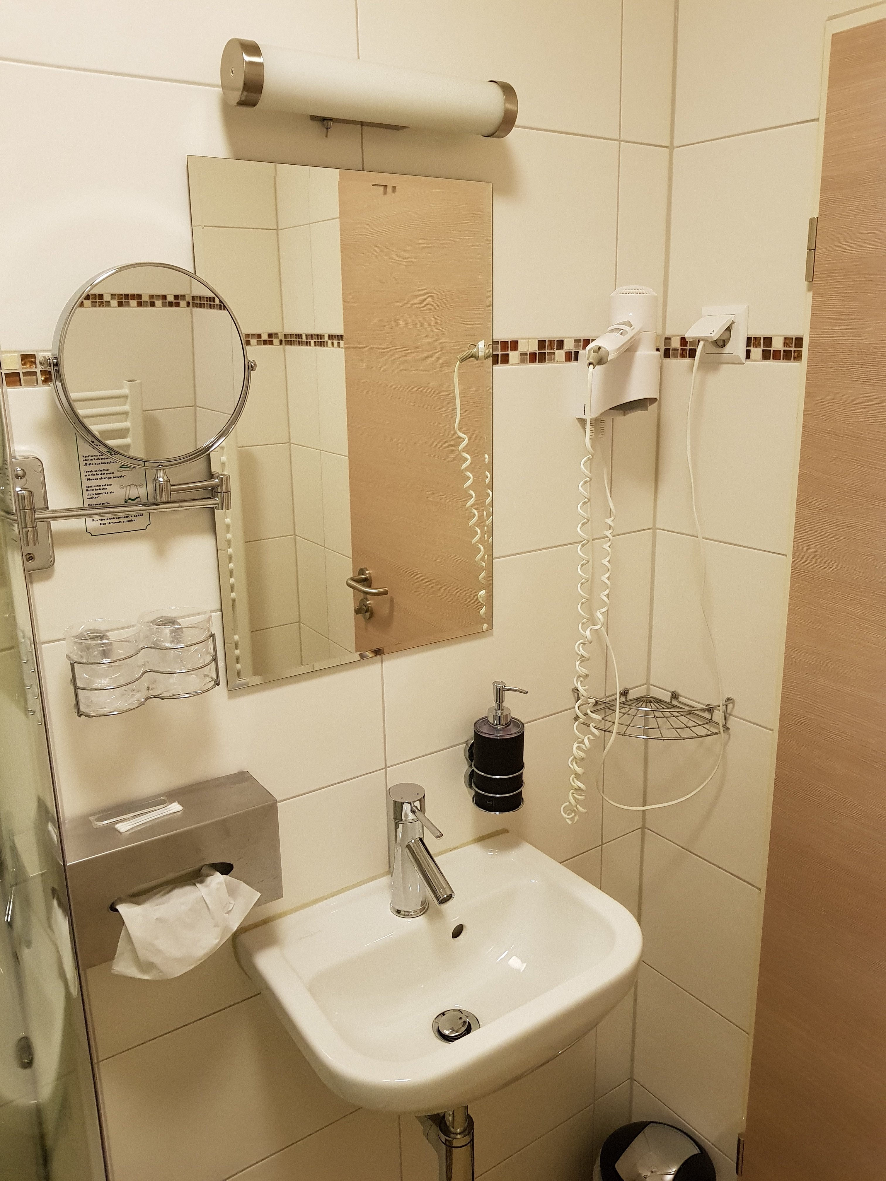 City Hotel-浴室