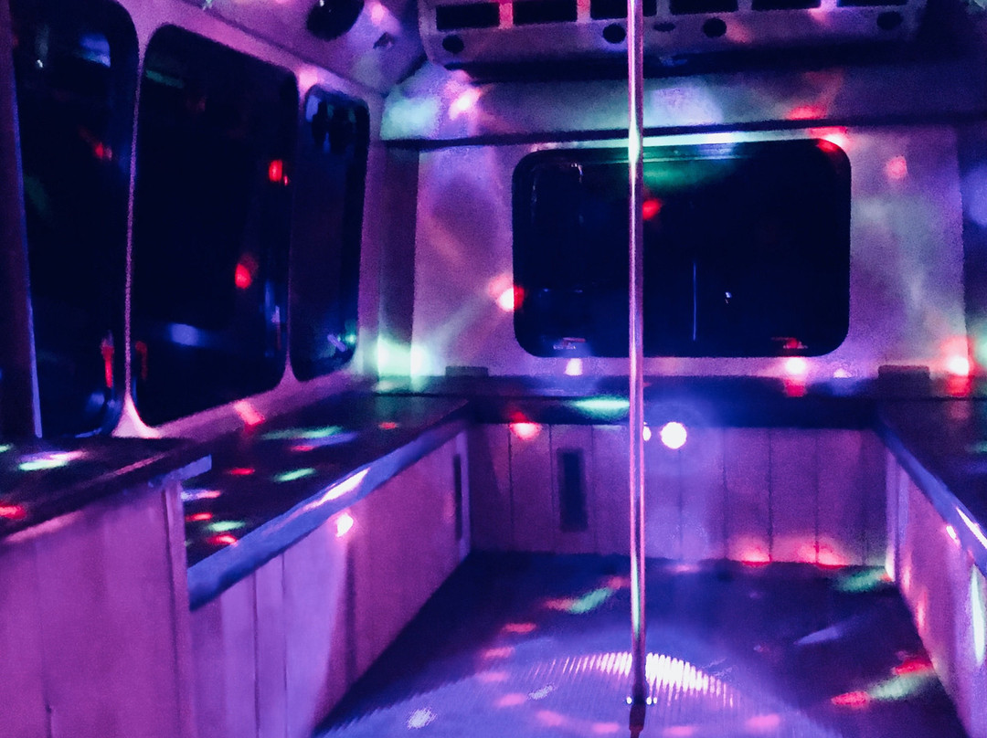 The Cheese Wagon Party Bus-莫比尔必去景点