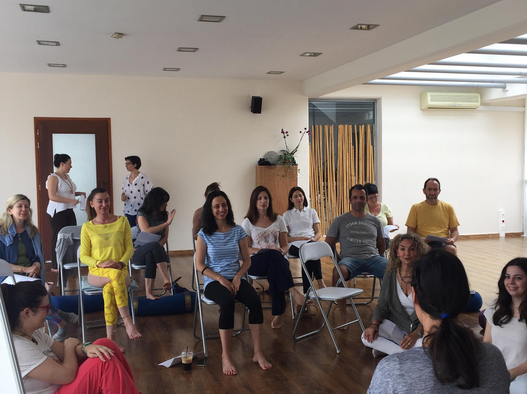 Urban Yoga Center-Voula必去景点