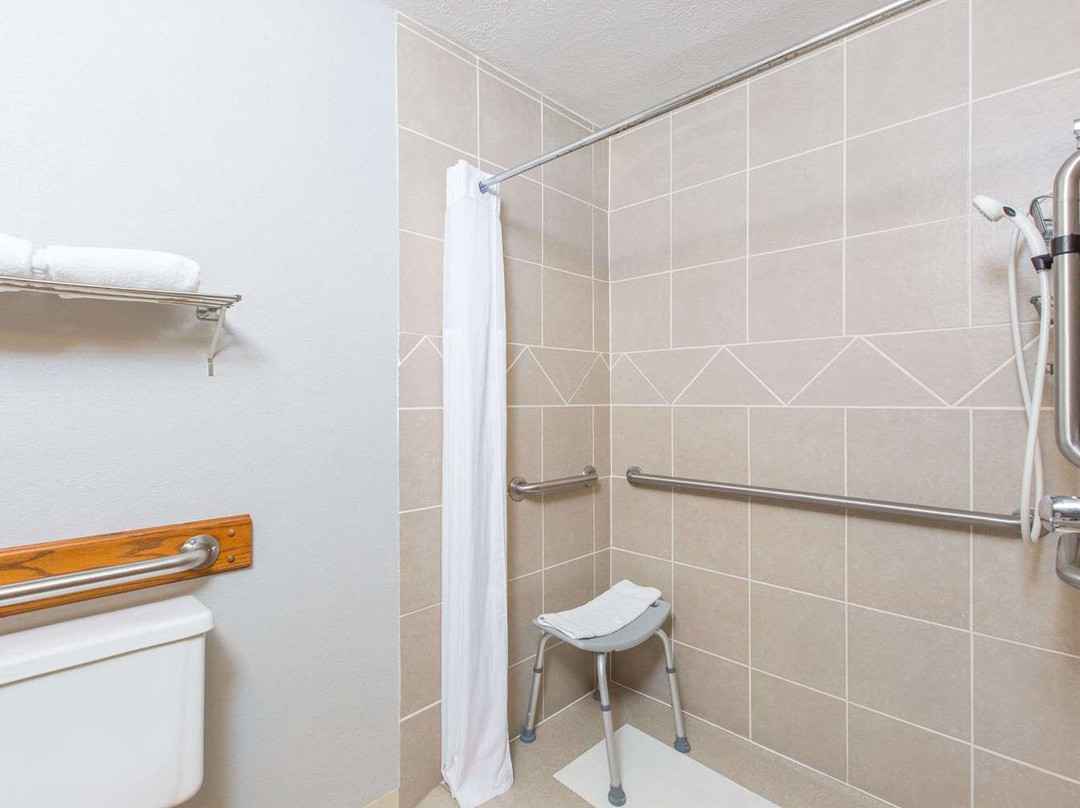 Days Inn by Wyndham Hays主图