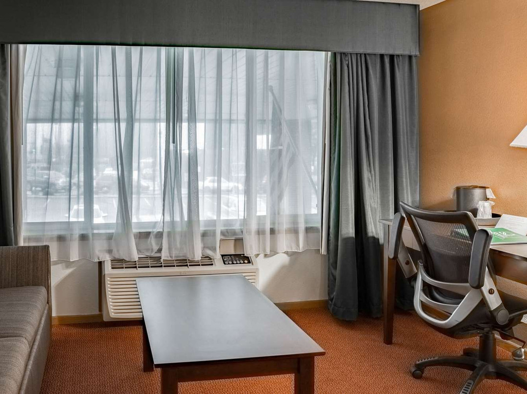 Quality Inn & Suites Vancouver North主图