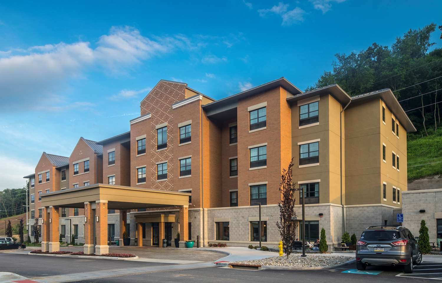 Best Western Plus Franciscan Square Inn And Suites Steubenville-官方