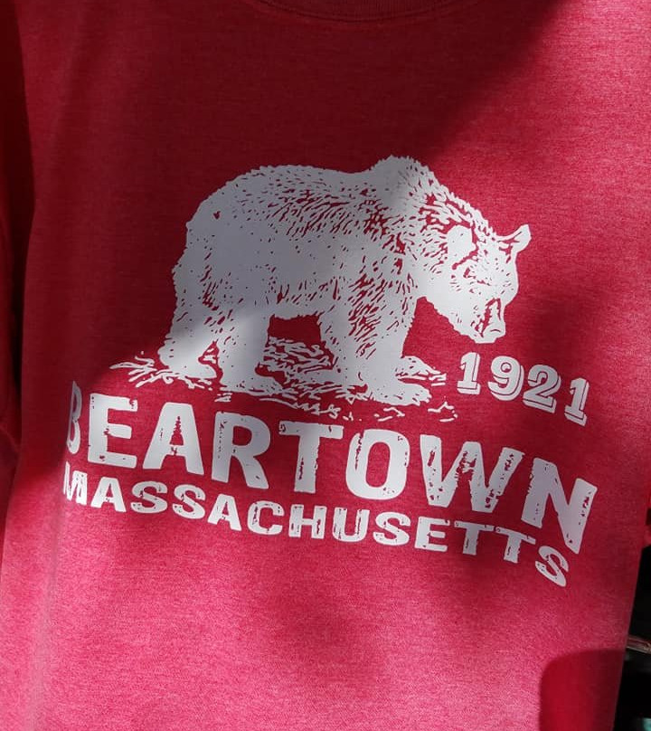 Twisted Orchard Company-利镇必去景点