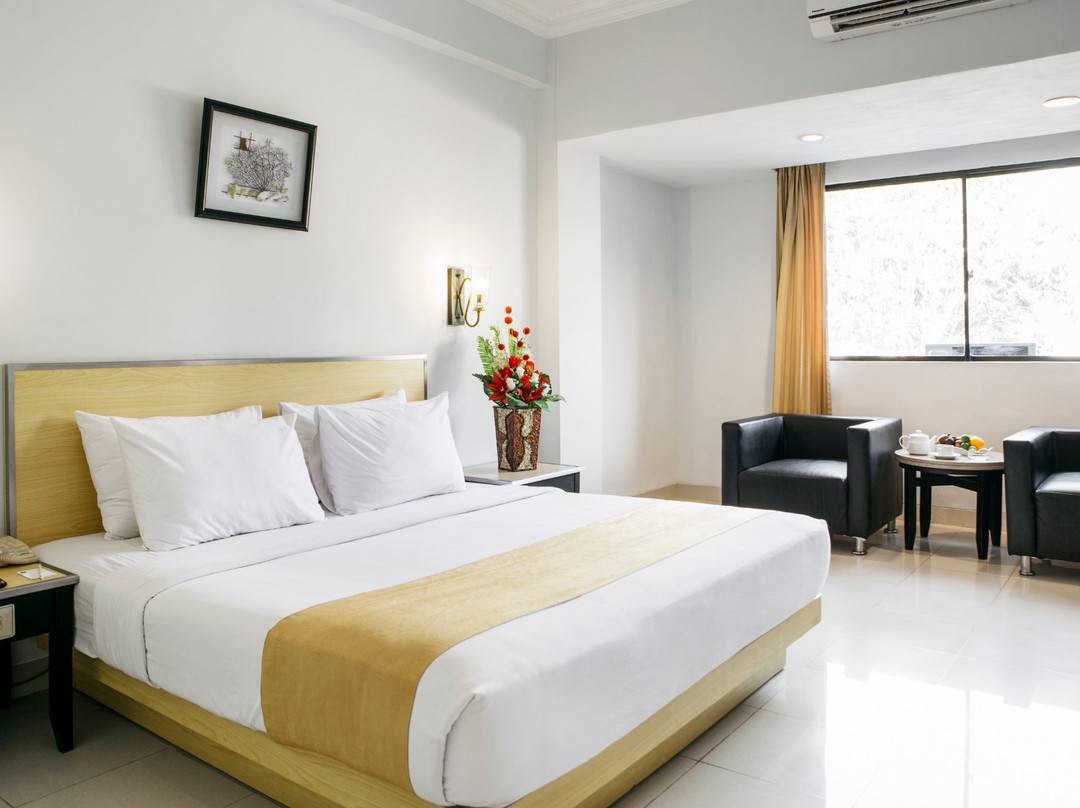 杜迈舒适酒店主图