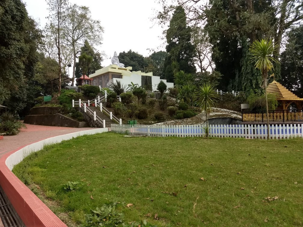 Shrubbery Nightingale Park-大吉岭必去景点