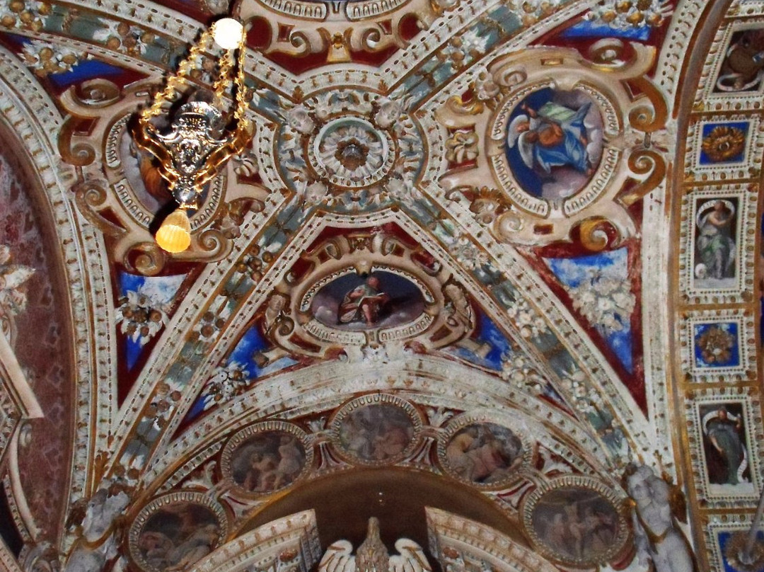 Chiesa di S. Giovanni-Torno必去景点