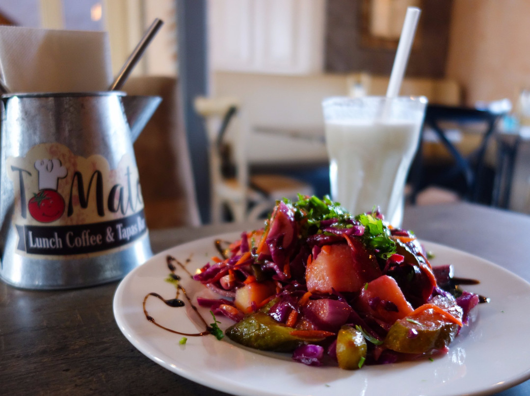 Kalofer餐馆和美食-TOMATO Lunch Coffee & Tapas Bar