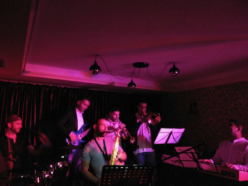 SKENA-Jazz Club-地拉那必去景点