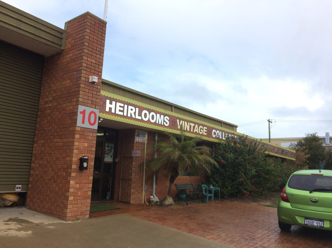 Willagee旅游景点-Pickers & Collectors Bazaar