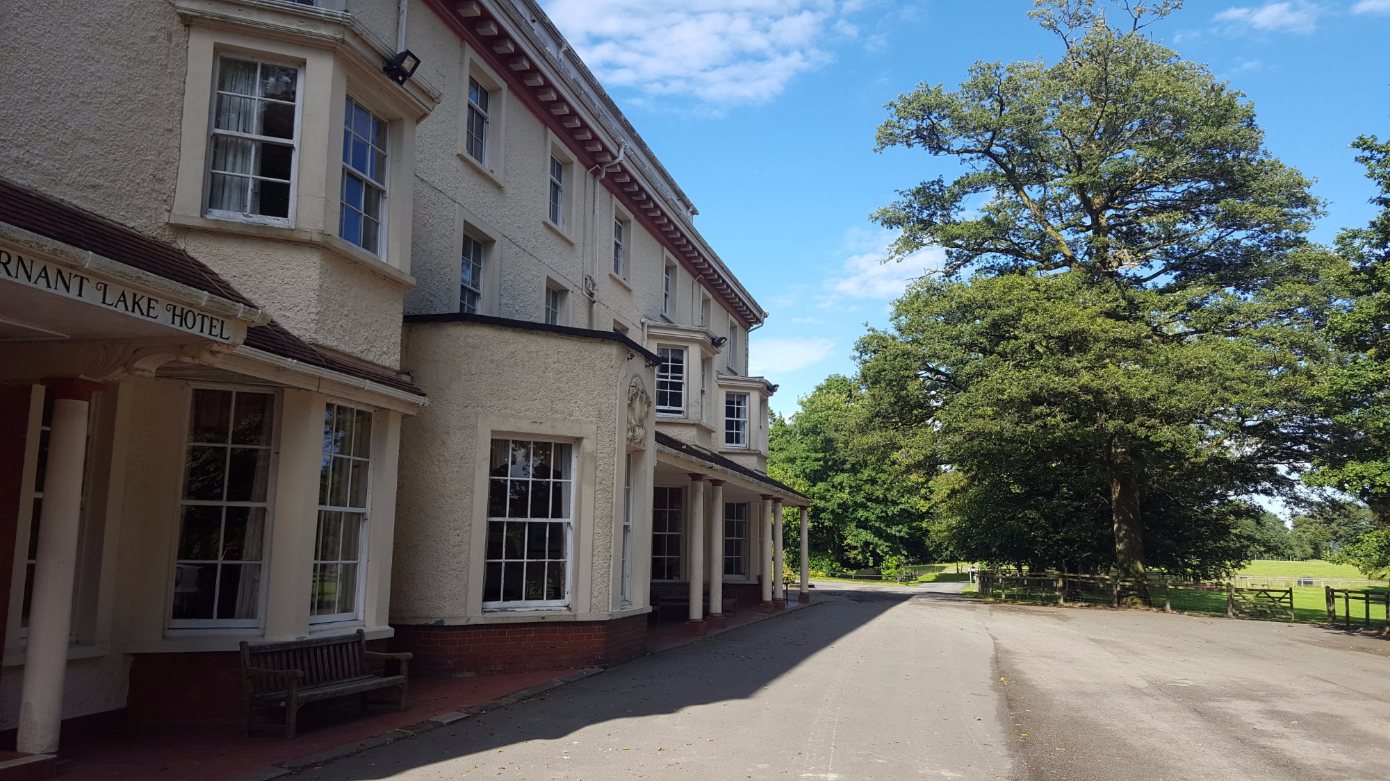 Manor Adventure - Abernant Lake-浴室