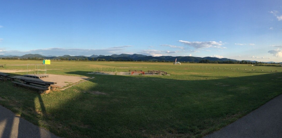 Aeroklub Dubnica nad Vahom-Slavnica必去景点