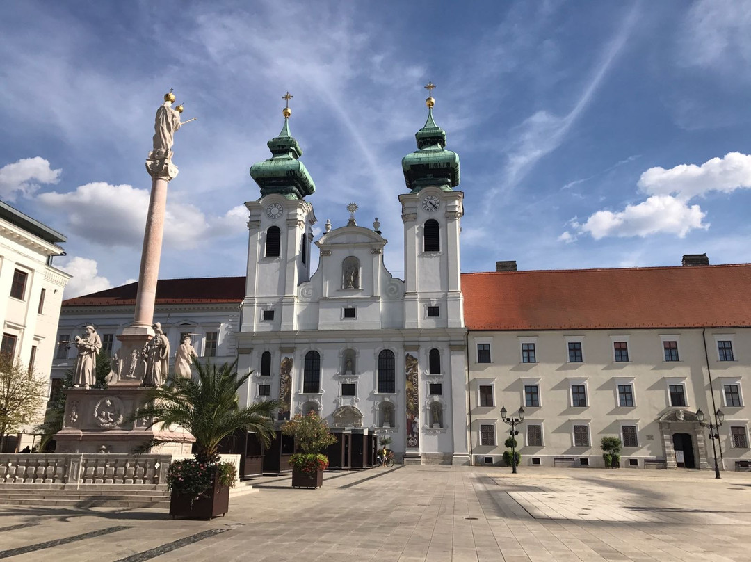 Gyor Old Town Area景点图片