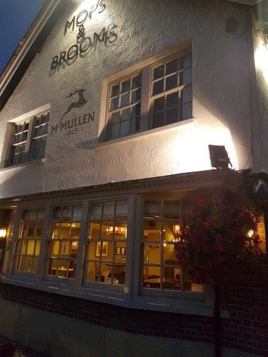 Mops & Brooms - Borehamwood景点图片