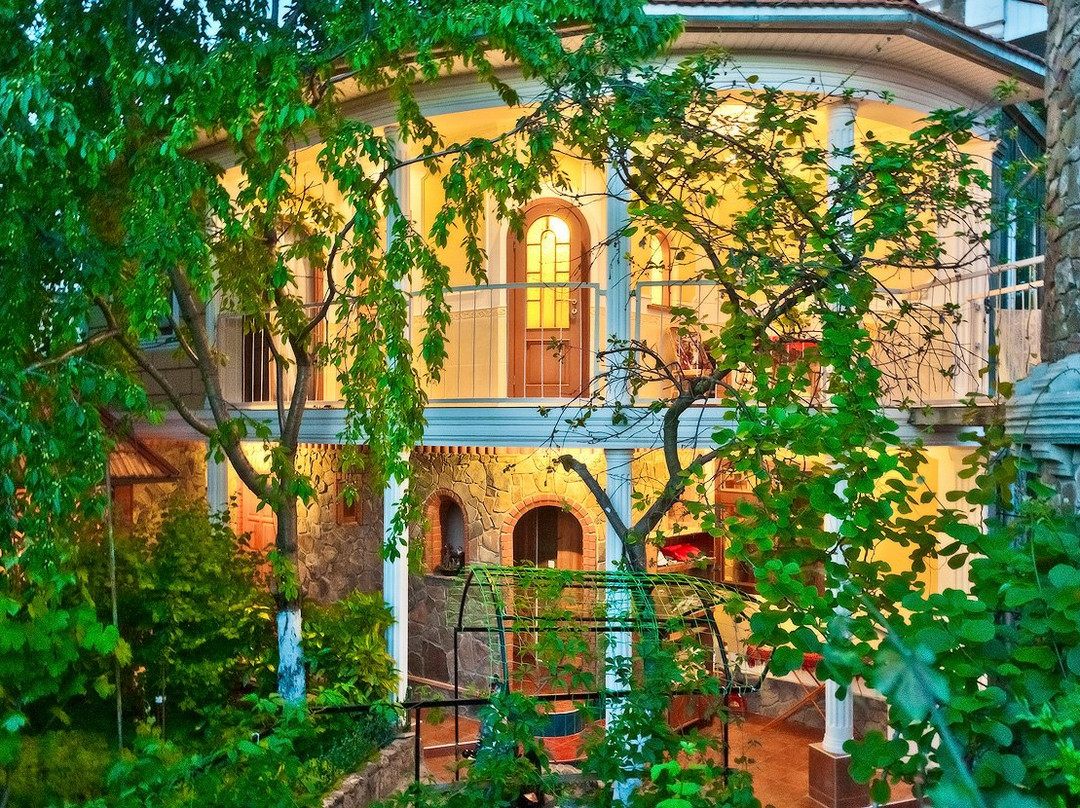 Malorechenskoe酒店住宿-Sokolinoye Gnezdo