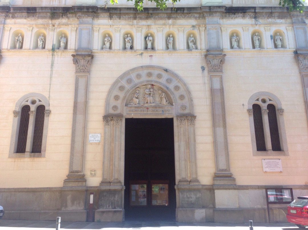 Basilica Santa Maria de Mataro-马塔罗必去景点
