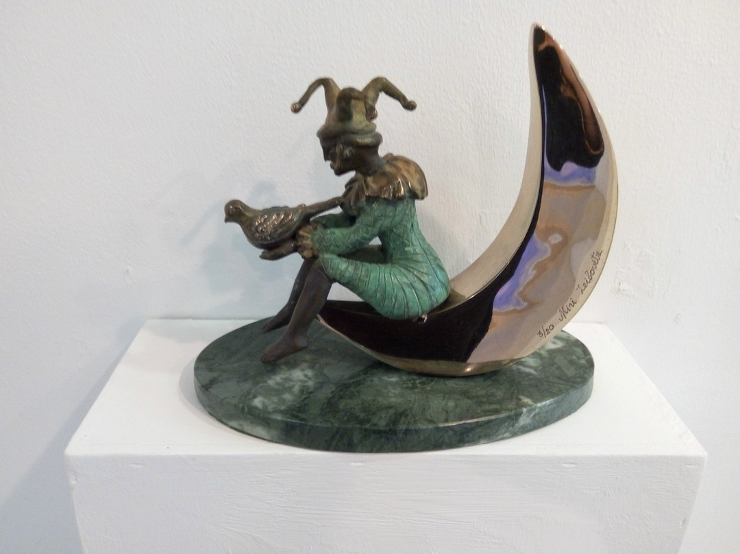 Fine Art & Doll Museum-Arad必去景点