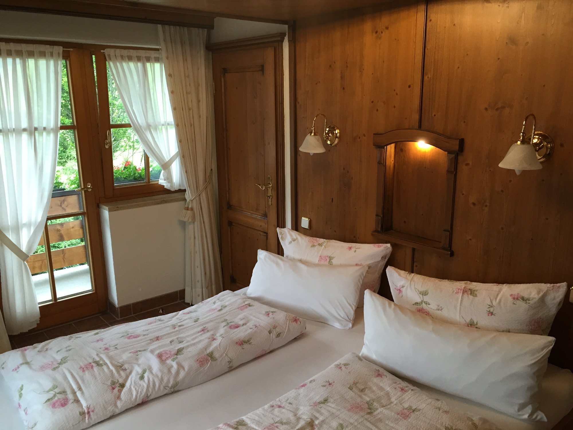 Gaestehaus Buehler-官方