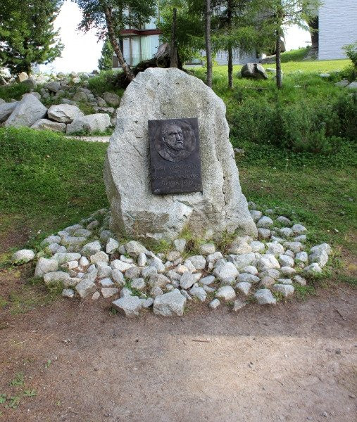Jozef Szentivanyi's monument景点图片