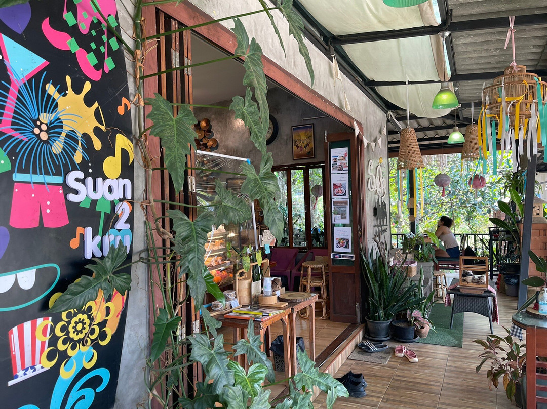 甲铃餐馆和美食-Suan 2 Kru Cafe&Resort