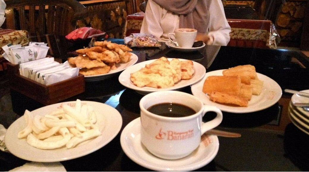 Ambarawa餐馆和美食-Banaran 9 Coffee & Tea