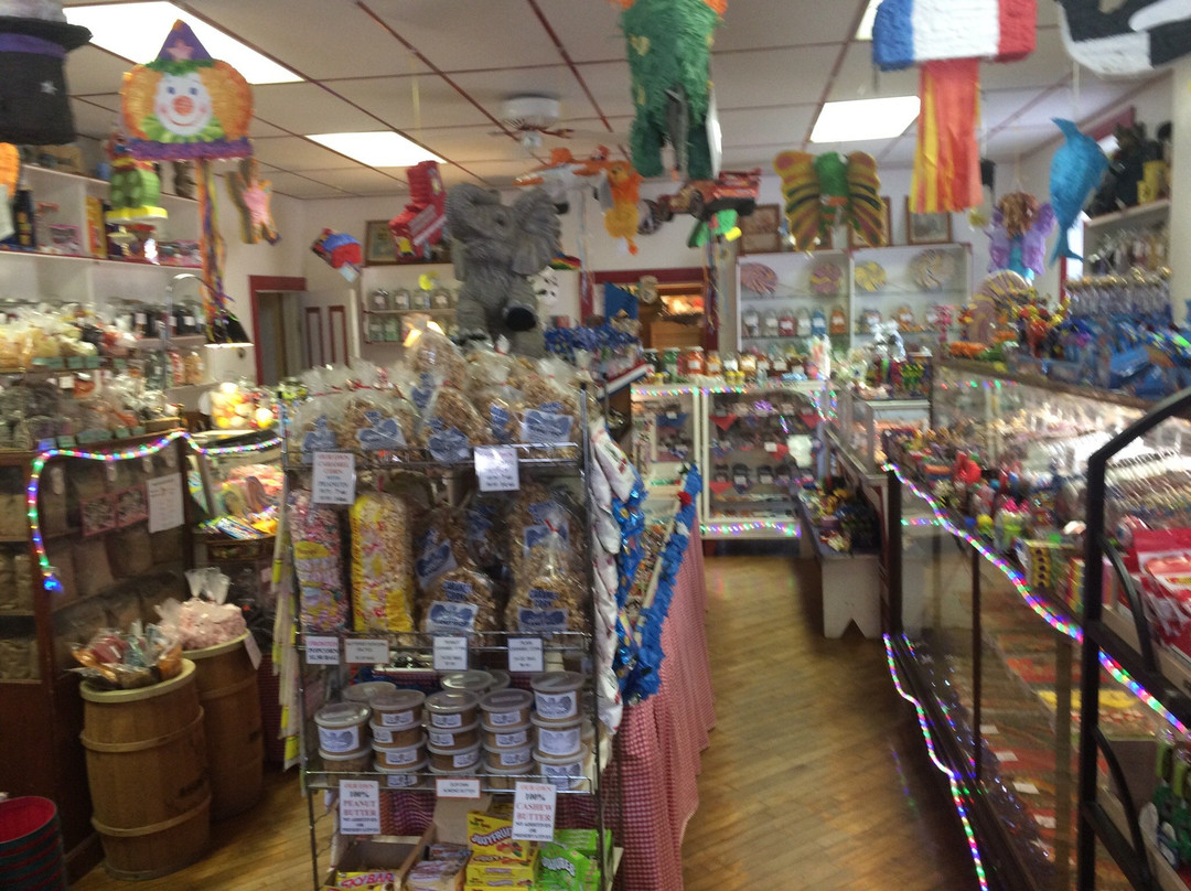 Port Clinton Peanut Shop景点图片