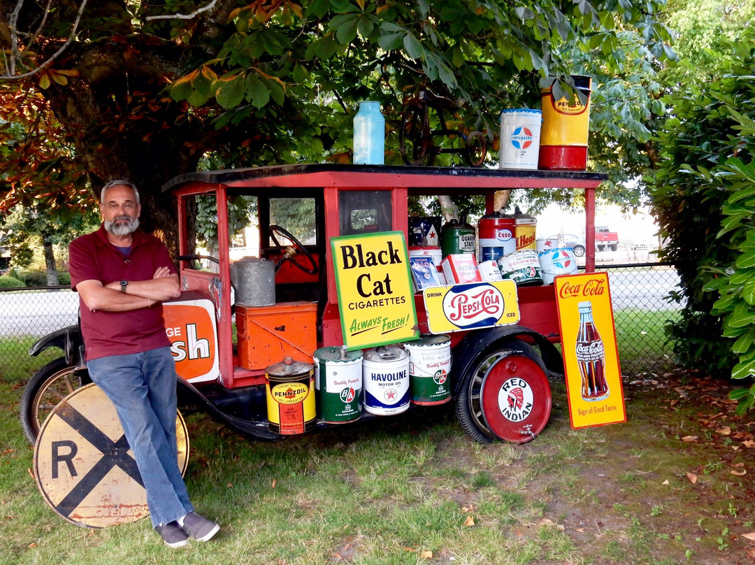 Napier's Country Antiques-兰里市必去景点