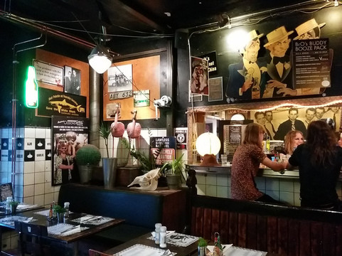 Bröderna Olssons Garlic & Shots主图