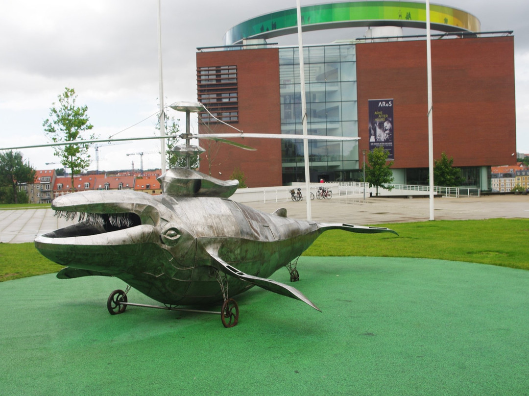 Hval-i-kopter-欧胡斯必去景点