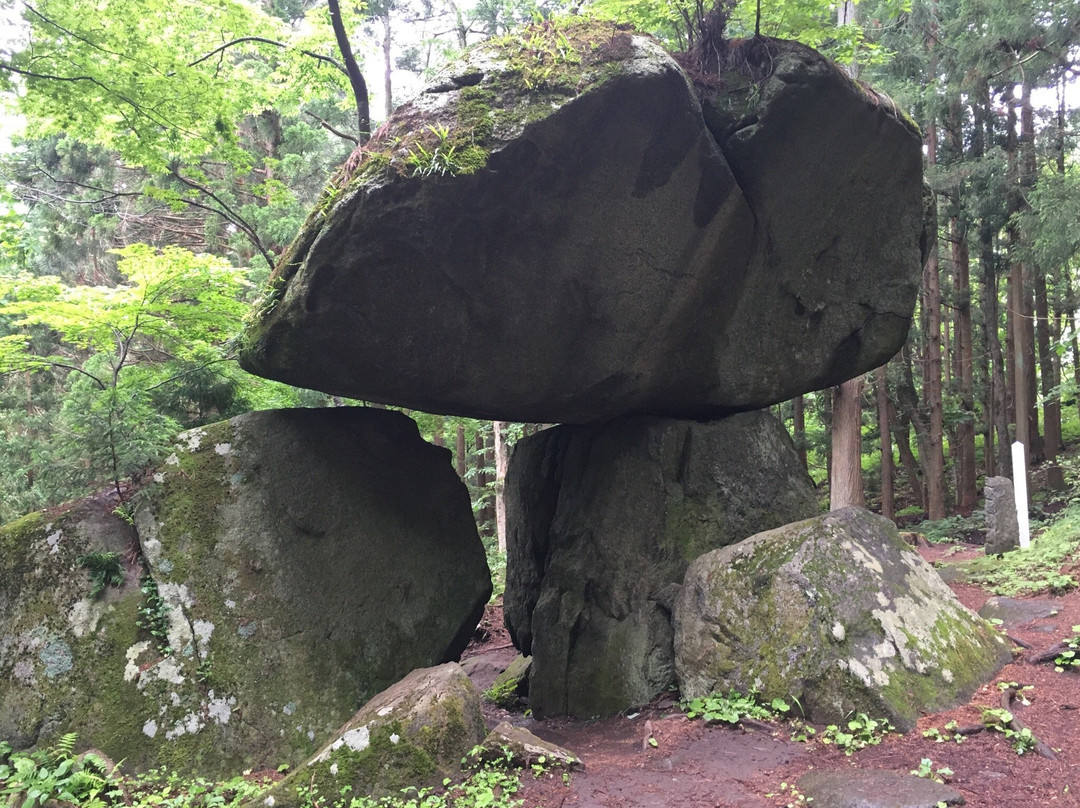 Tsuzuki Stone景点图片