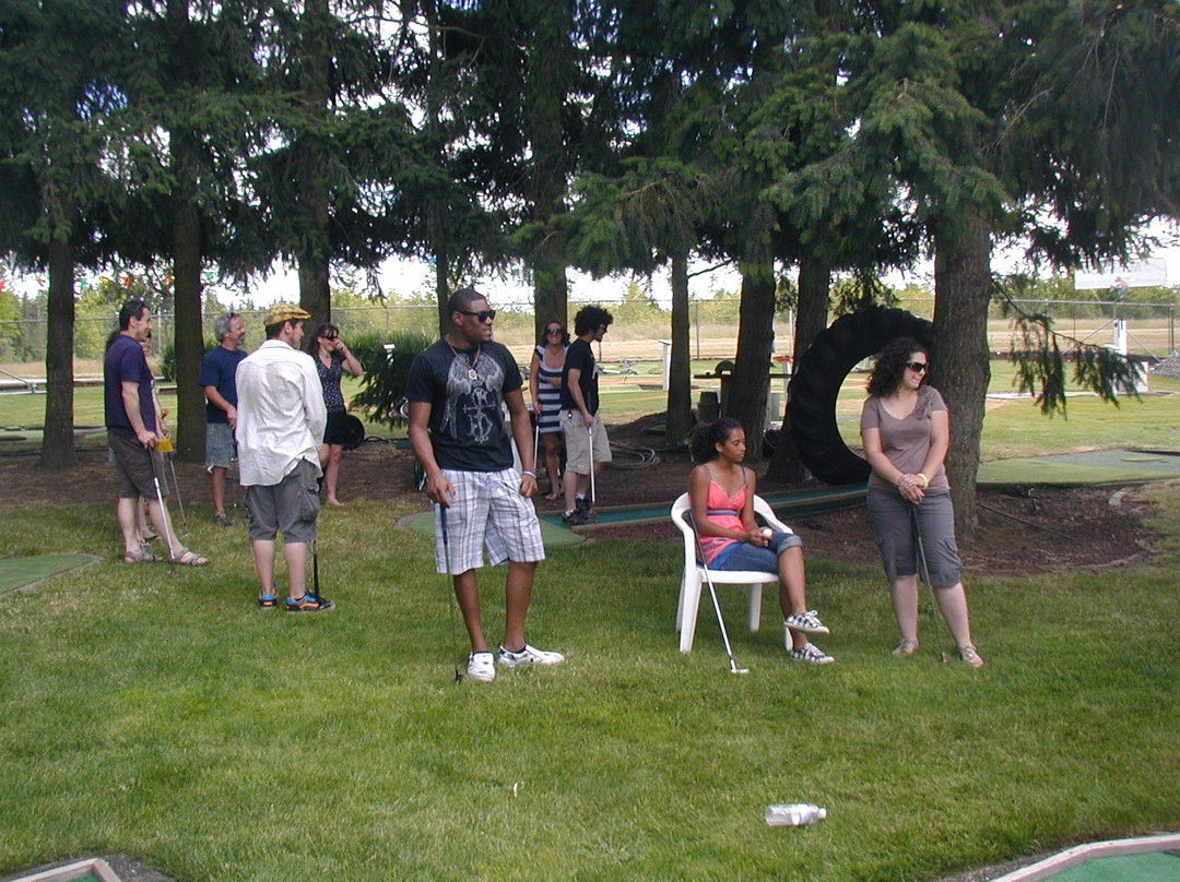 PuttSkee's Mini-Golf-Monmouth必去景点