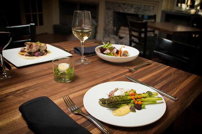 费尔南迪纳岛餐馆和美食-Burlingame Restaurant