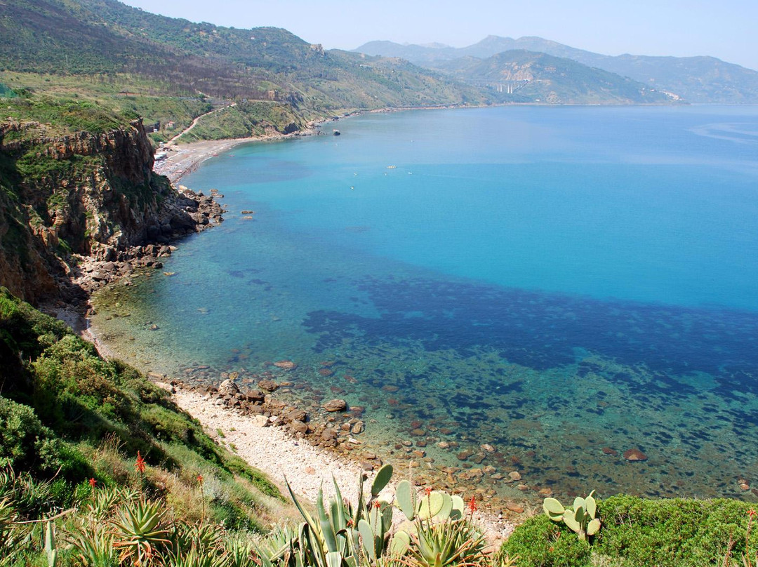 Spiaggia Torre Conca景点图片