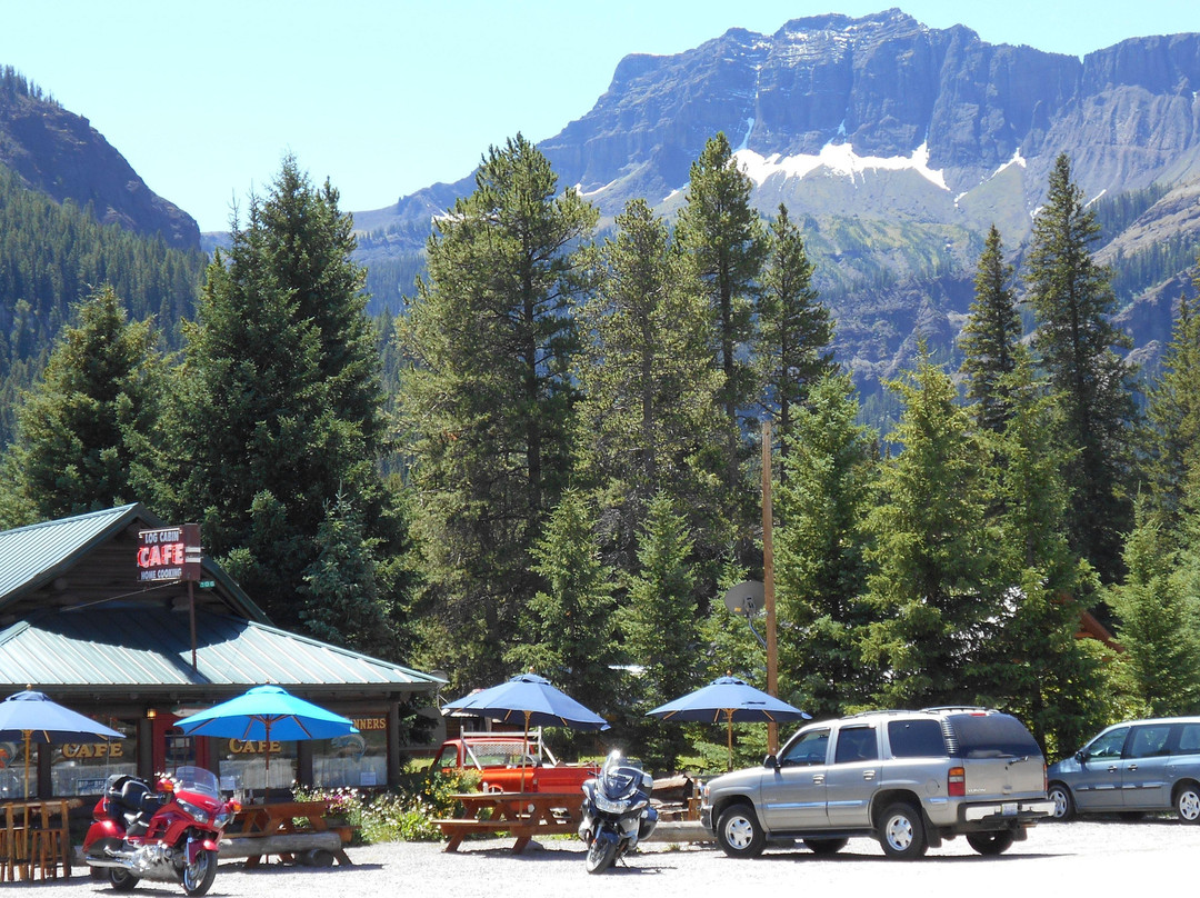 Log Cabin Cafe & Bed & Breakfast主图