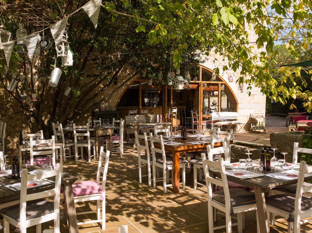 Tomaquet Bar Restaurant