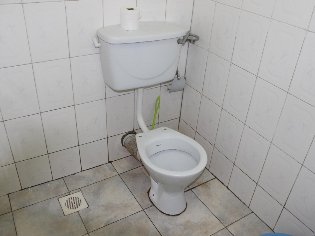 Golden Tripod Hotel主图