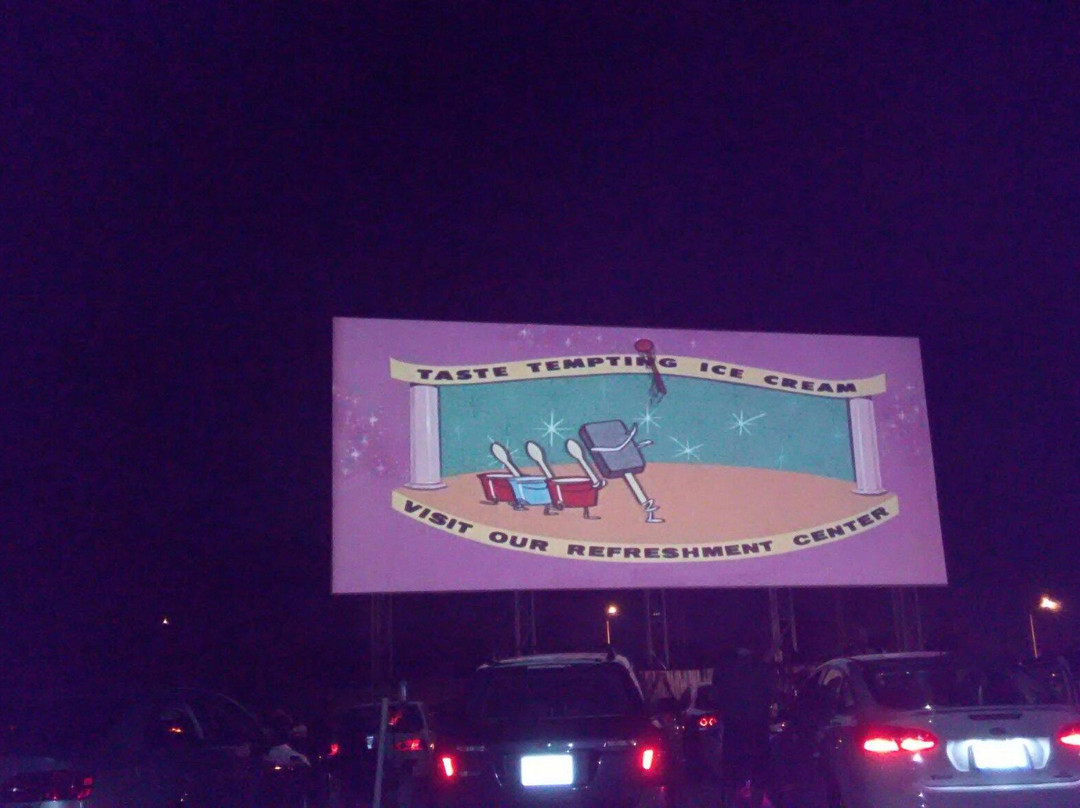 Cascade Drive-in-West Chicago必去景点