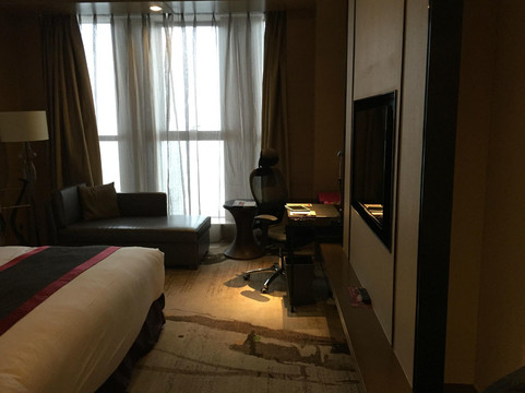 梅江中心皇冠假日酒店(天津梅江会展国展中心店)主图