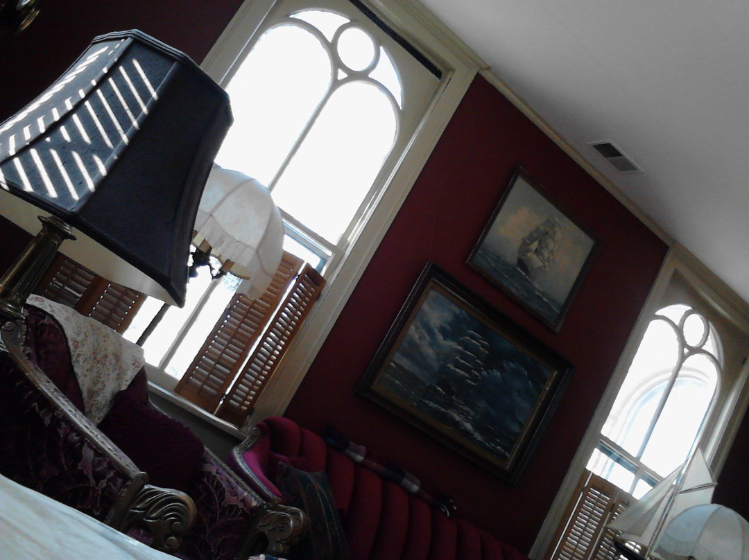 The Rippon-Kinsella House主图