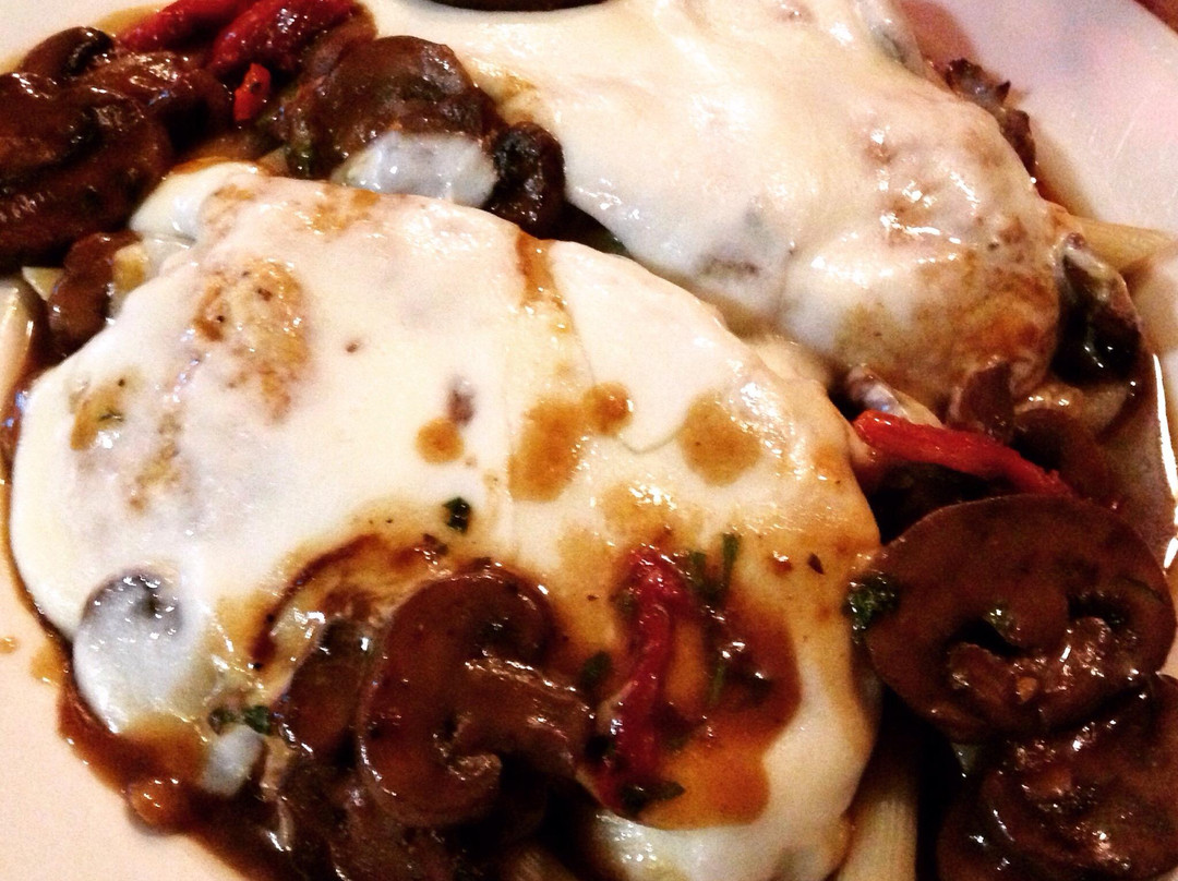 Alfonso's Family Trattoria & Gourmet Pizzeria