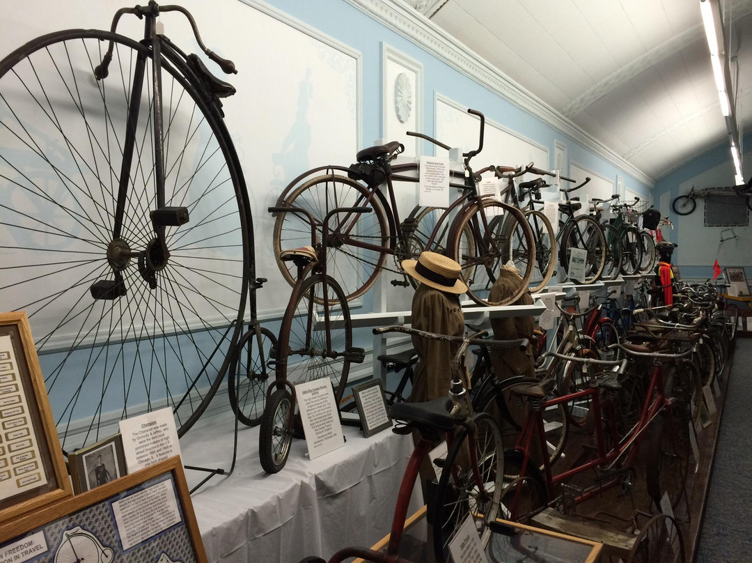 Deke Slayton Memorial Space & Bicycle Museum景点图片
