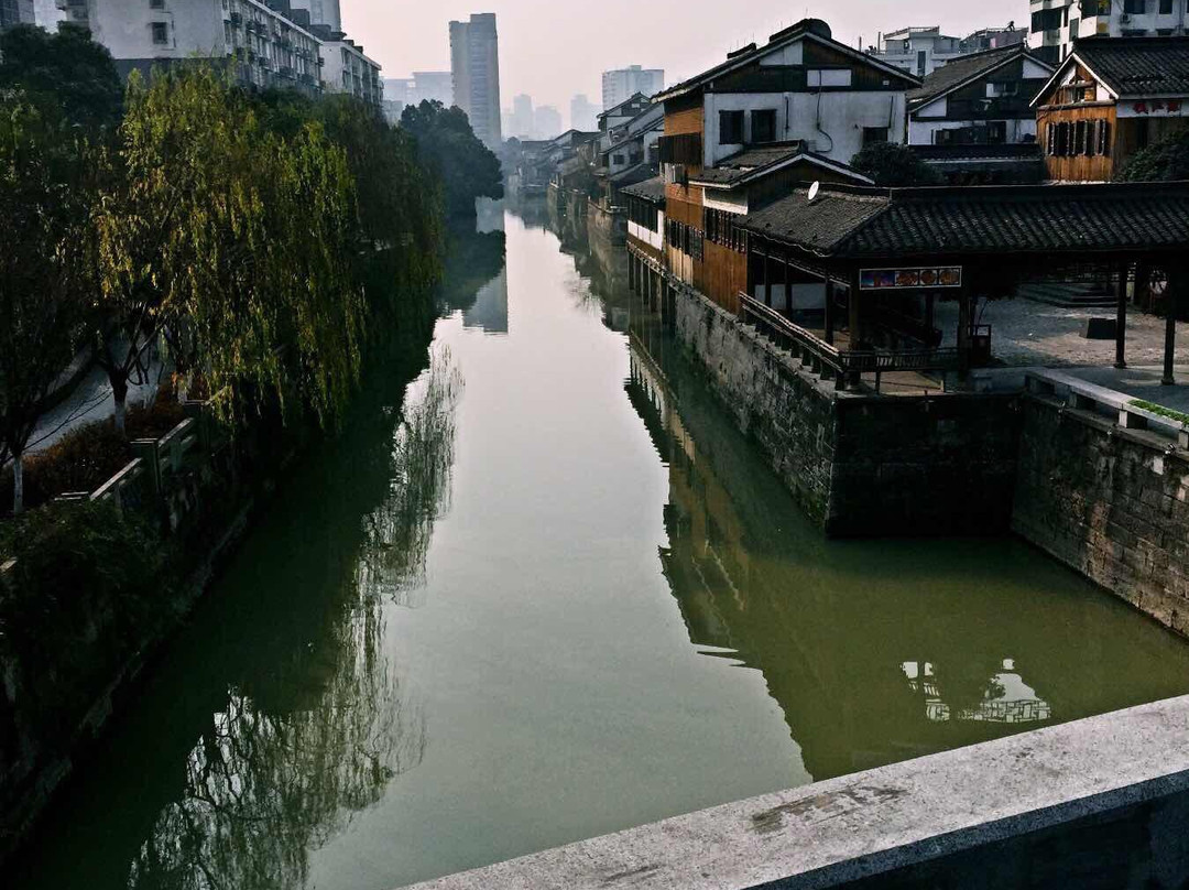 杭州胜利河美食街-杭州市必去景点