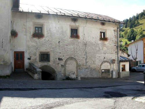 Casa Piazza-Colle Santa Lucia必去景点