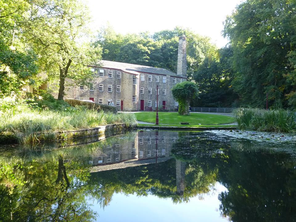 Hewenden Mill Holiday Cottages