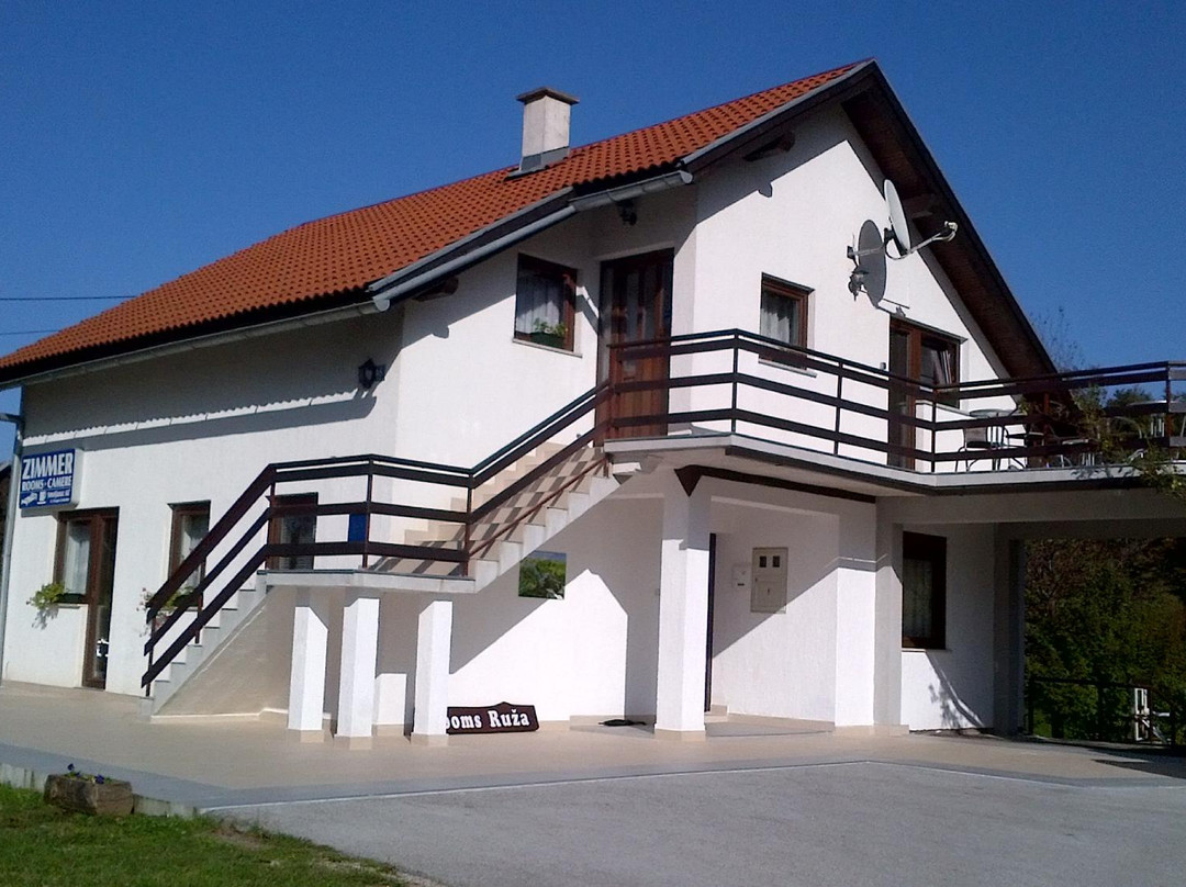 Smoljanac酒店住宿-Rooms Ruza