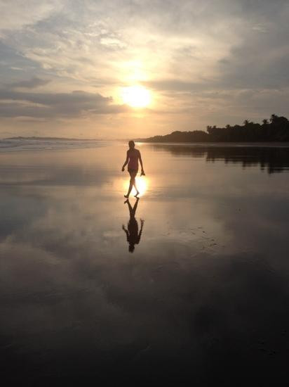 Playa Bejuco景点图片