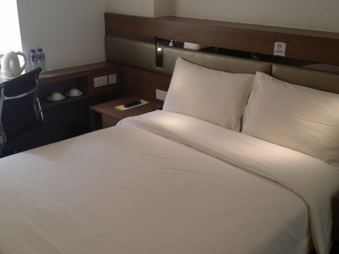 香港彩鸿酒店主图