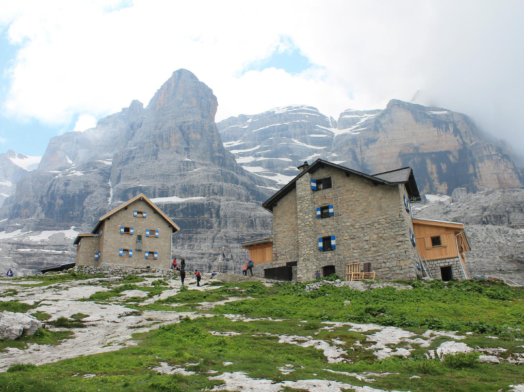 Rifugio Tuckett e Sella景点图片