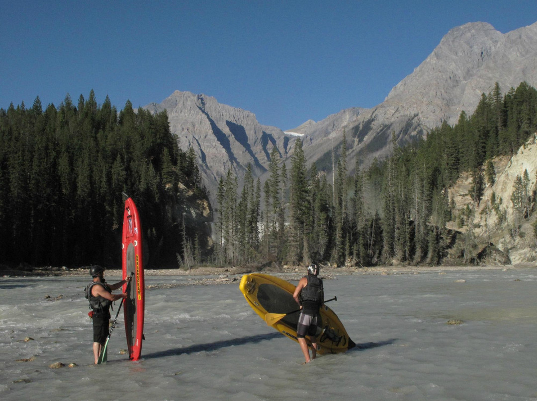 Golden River Adventures景点图片