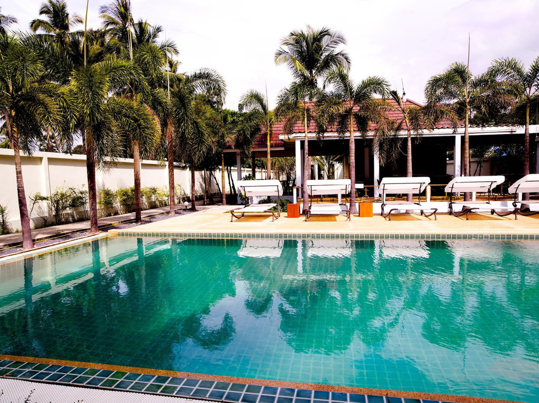 Nantra Coco Beach Resort